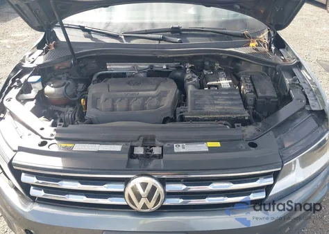 2019 Volkswagen Tiguan 2.0T Se/2.0T Sel/2.0T Sel R-Line/2.0T Sel R-Line Black z USA, uszkodzony, nr VIN 3VV2B7AX3KM035401